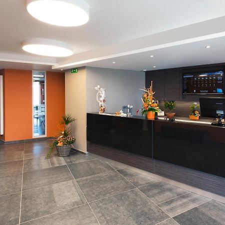 Orange Hotel ラ・ルビエール エクステリア 写真