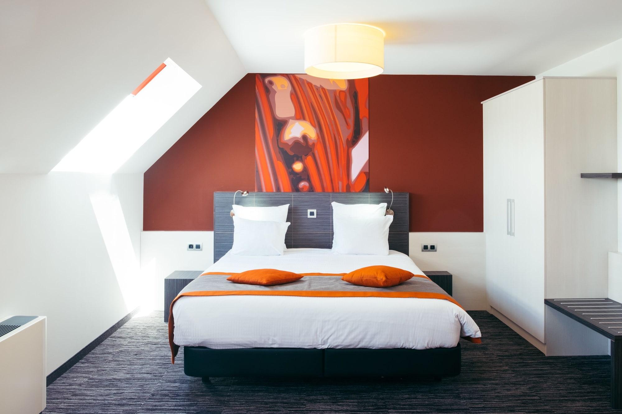 Orange Hotel ラ・ルビエール エクステリア 写真